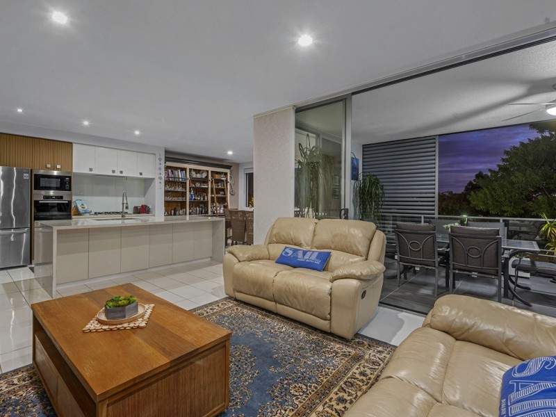 34/44 Addison Avenue, Bulimba QLD 4171