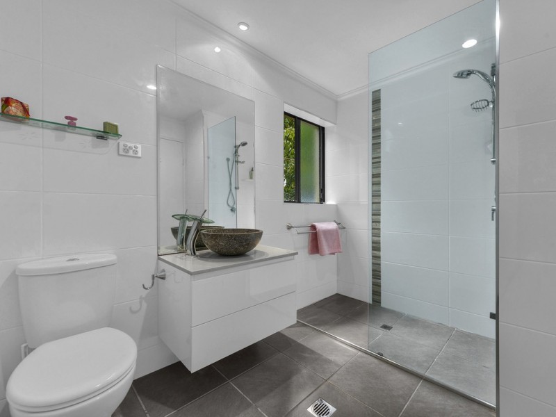 34/68 Beeston St, Teneriffe QLD 4005