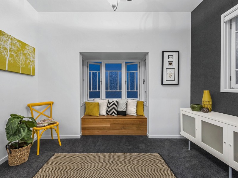 64 Leslie Street, Bardon QLD 4065