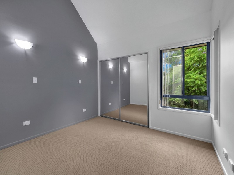 4/58 York Parade, Spring Hill QLD 4000