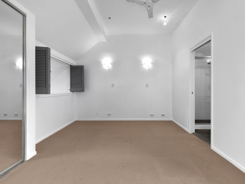 4/58 York Parade, Spring Hill QLD 4000