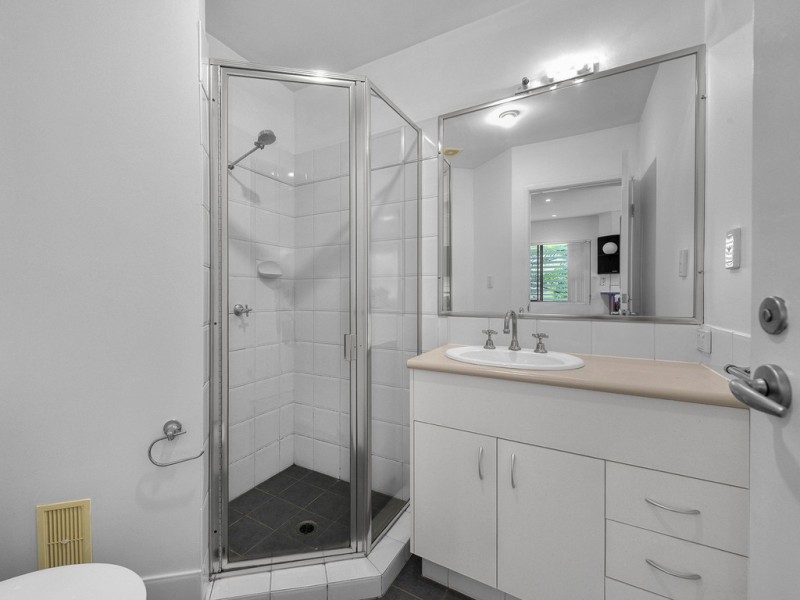 4/58 York Parade, Spring Hill QLD 4000