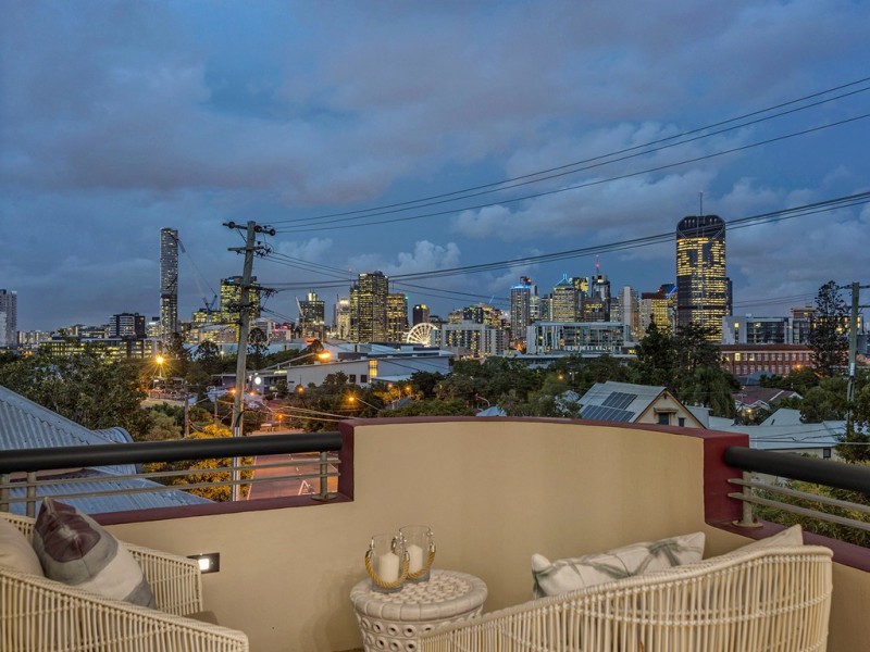 4/33 Hampstead Road, Highgate Hill QLD 4101