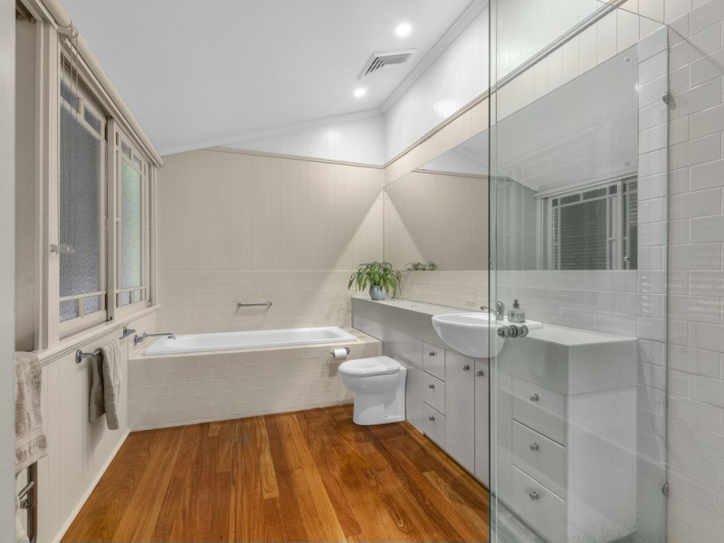 86 Yabba Street, Ascot QLD 4007