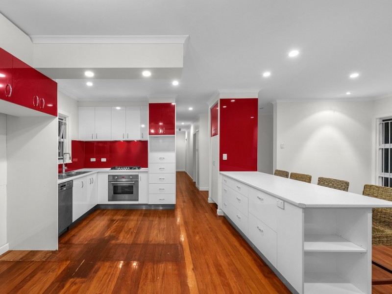 11 Jenkinson Street, Indooroopilly QLD 4068