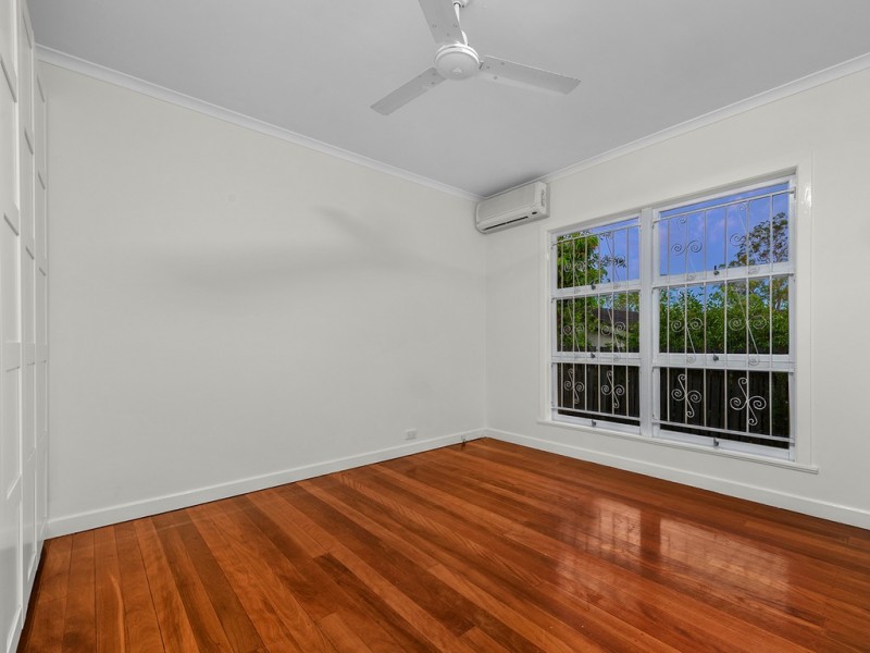 11 Jenkinson Street, Indooroopilly QLD 4068