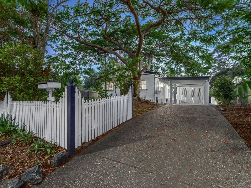 11 Jenkinson Street, Indooroopilly QLD 4068