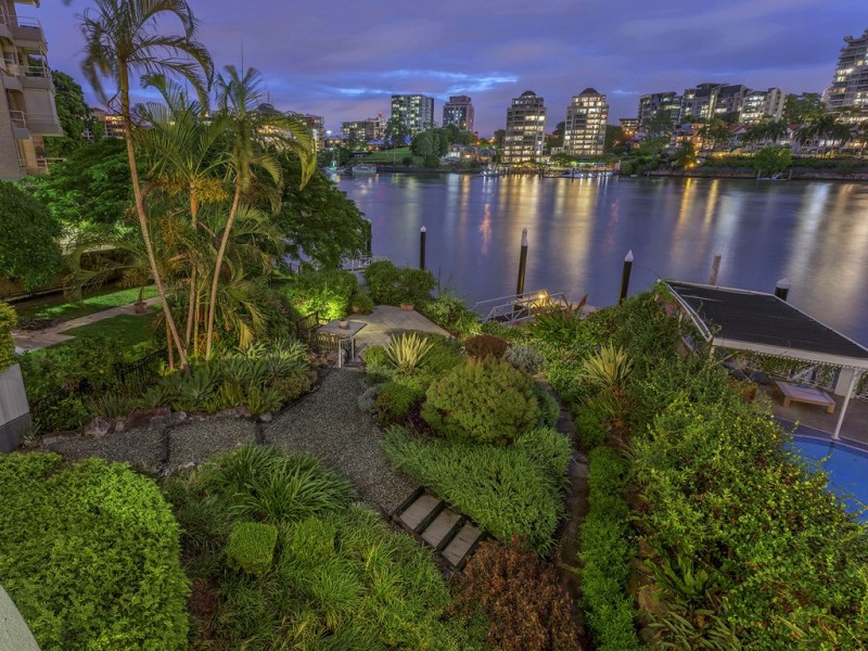 2/15 Griffith Street, New Farm QLD 4005