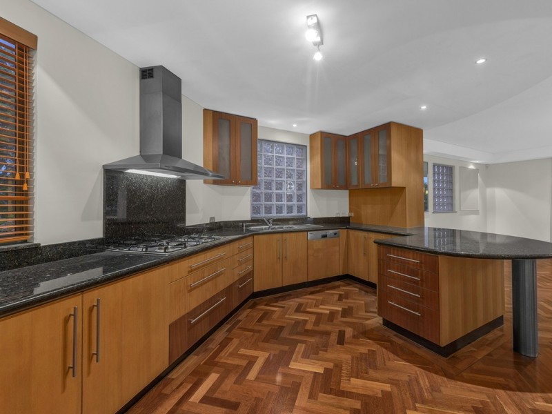 2/15 Griffith Street, New Farm QLD 4005