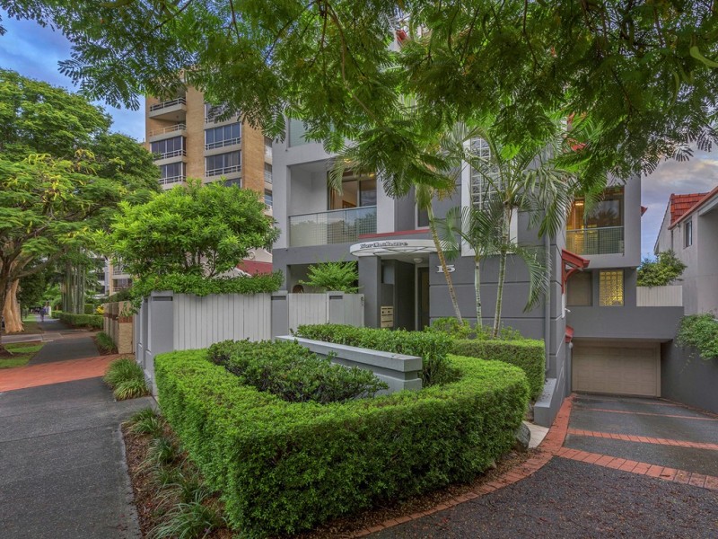 2/15 Griffith Street, New Farm QLD 4005