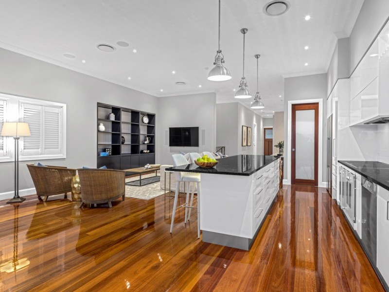35 – 37 Whynot Street, West End QLD 4101