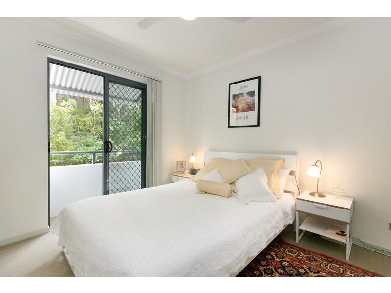 4/41 Oxlade Drive, New Farm QLD 4005