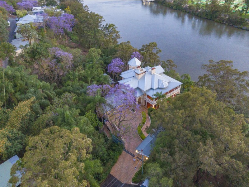 50 Dauphin Terrace, Highgate Hill QLD 4101