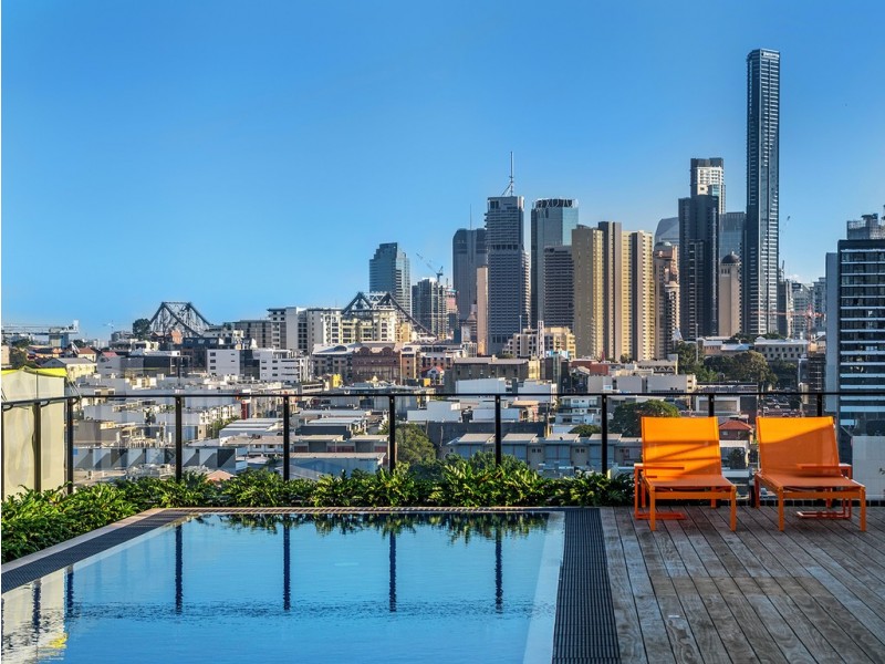 212/27 Commercial Road, Newstead QLD 4006