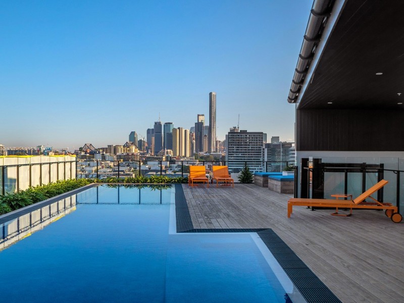 212/27 Commercial Road, Newstead QLD 4006