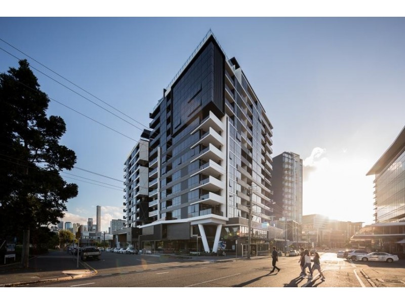 212/27 Commercial Road, Newstead QLD 4006