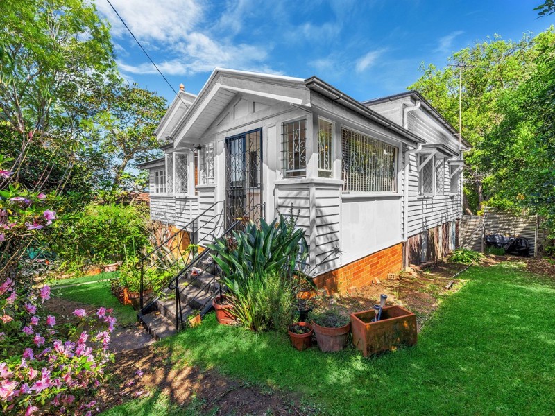 16 Graham Street, Alderley QLD 4051