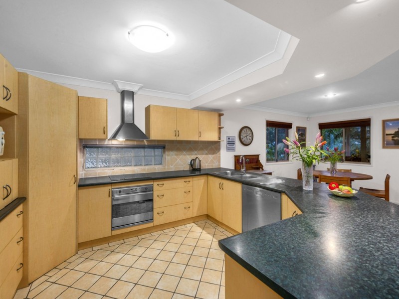 40 Joynt Street, Hamilton QLD 4007