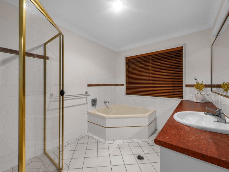 40 Joynt Street, Hamilton QLD 4007