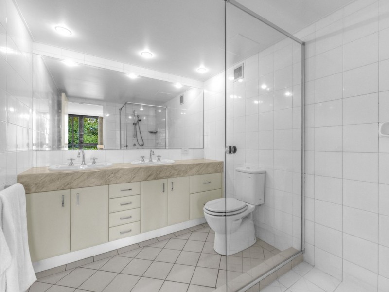 9/148 Oxlade Drive, New Farm QLD 4005