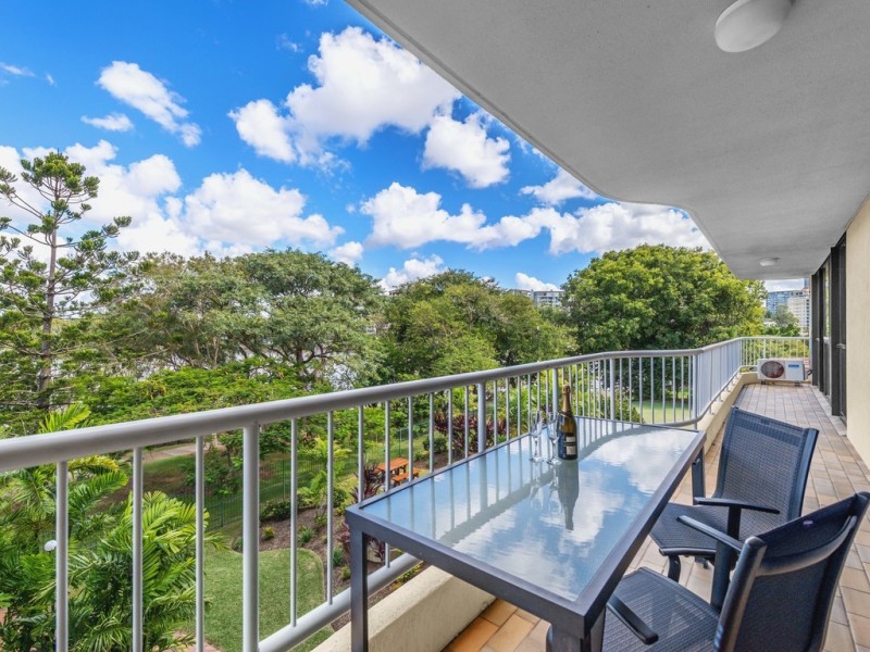 9/148 Oxlade Drive, New Farm QLD 4005