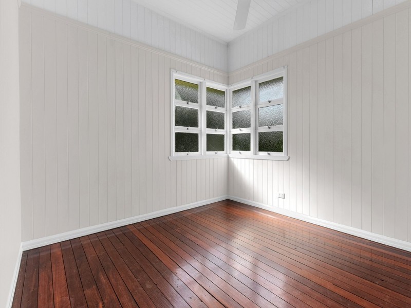 25 Aberleigh Road, Herston QLD 4006