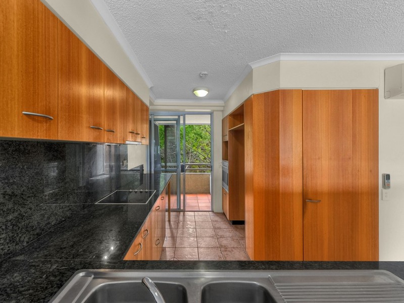 32/135 Macquarie Street, Teneriffe QLD 4005