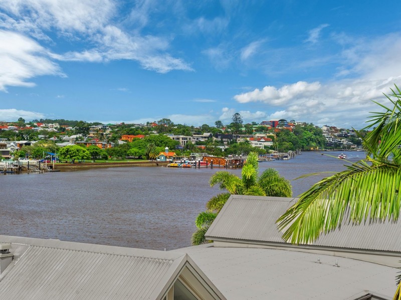 32/135 Macquarie Street, Teneriffe QLD 4005