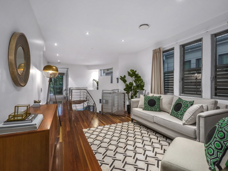 51 Orleigh Street, West End QLD 4101