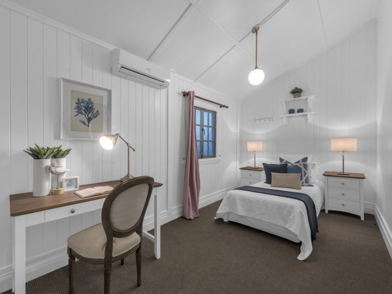 15 Gorman Street, Wooloowin QLD 4030