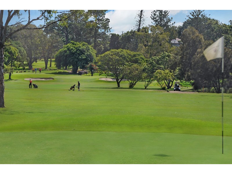 7-9 Kitchener Street, Wynnum QLD 4178