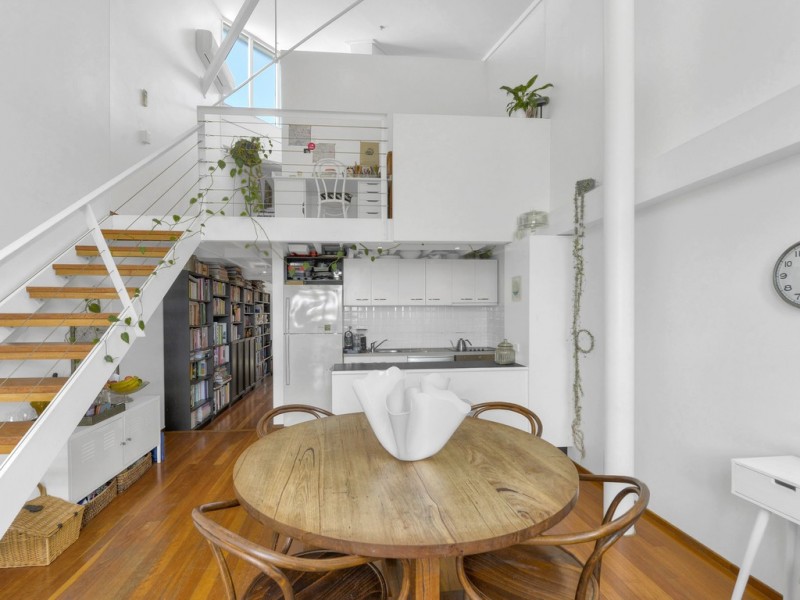 128/53 Vernon Terrace, Teneriffe QLD 4005