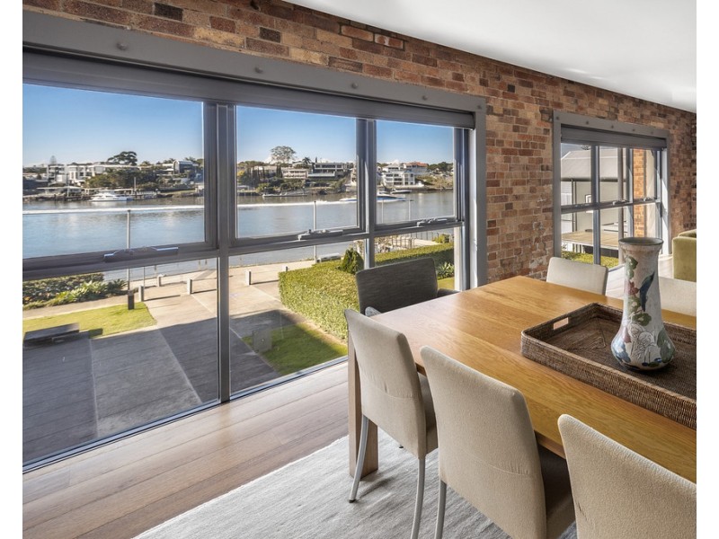 2211/32 Refinery Parade, New Farm QLD 4005