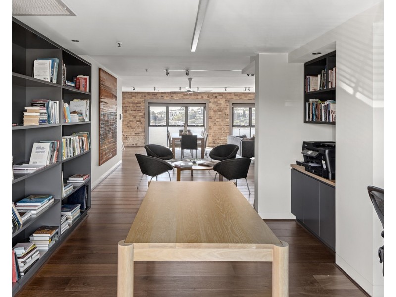 2211/32 Refinery Parade, New Farm QLD 4005