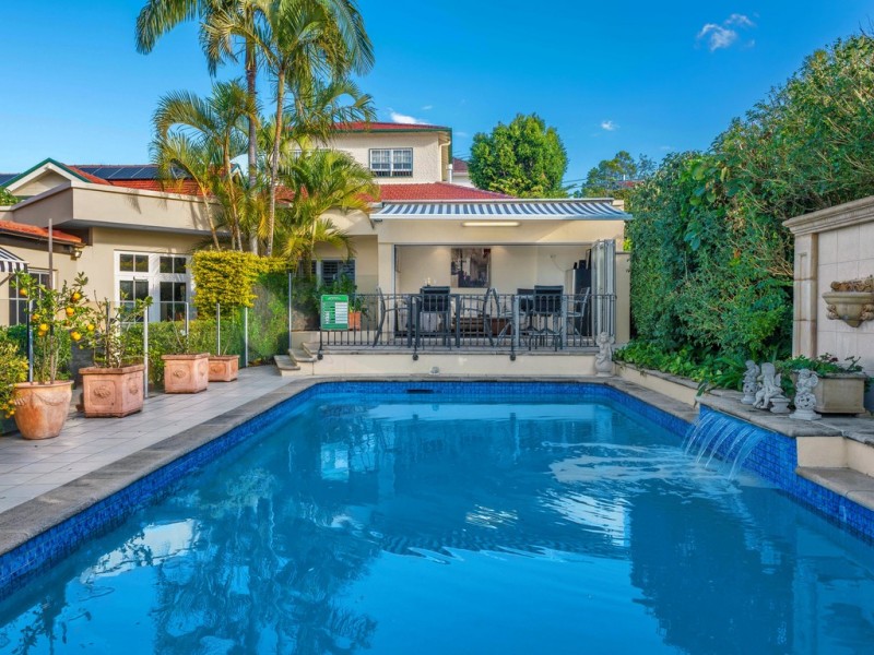 10 Liverpool Road, Clayfield QLD 4011