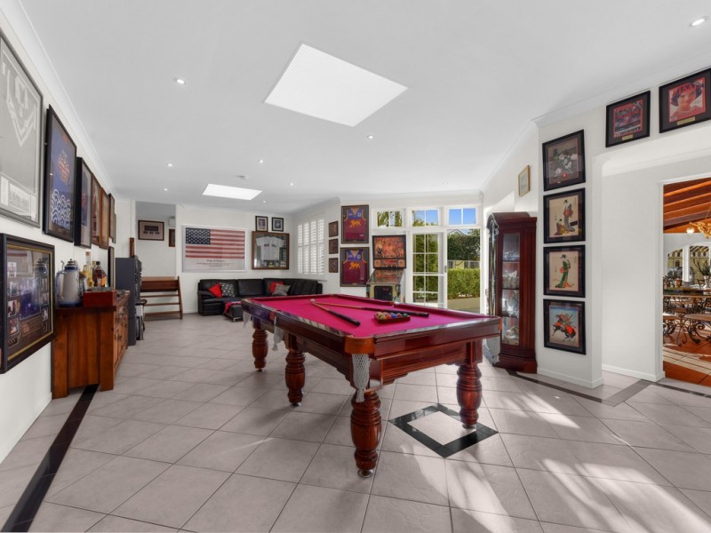 10 Liverpool Road, Clayfield QLD 4011