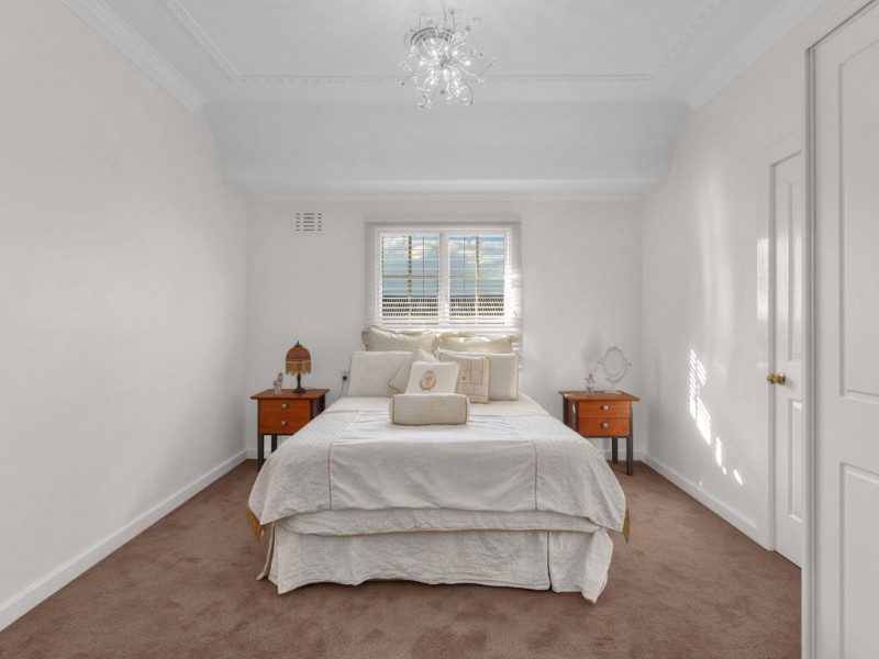 10 Liverpool Road, Clayfield QLD 4011