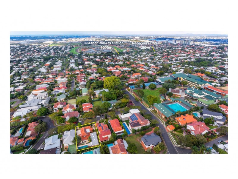 10 Liverpool Road, Clayfield QLD 4011