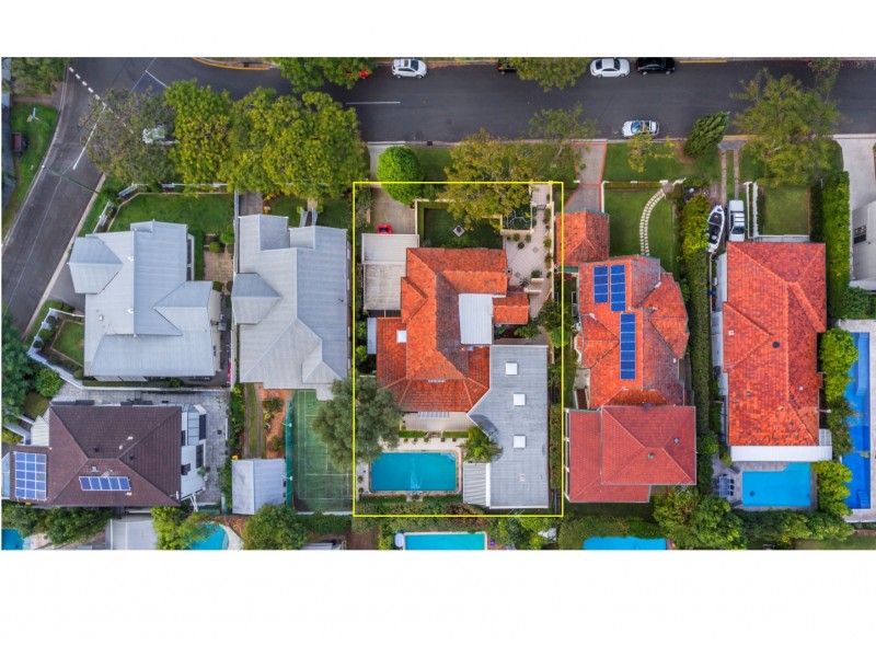 10 Liverpool Road, Clayfield QLD 4011