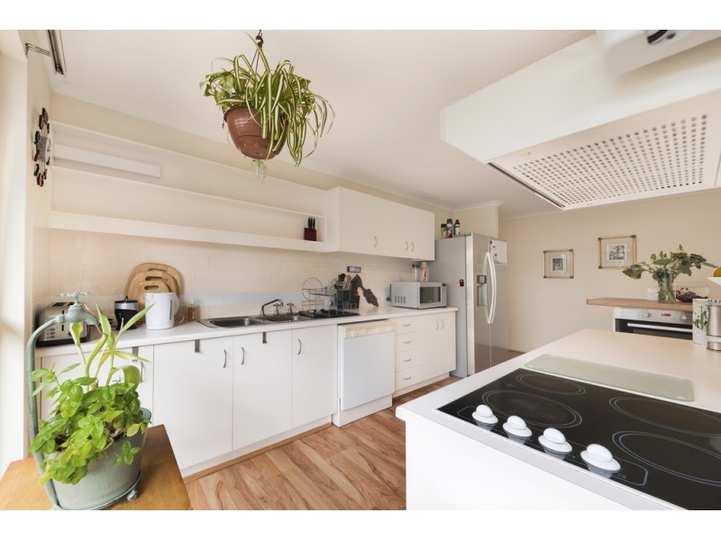 9/95 Coolibah Street, Bardon QLD 4065