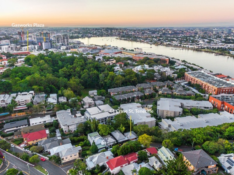 44 Crase Street, Teneriffe QLD 4005