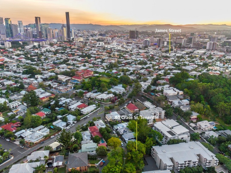 44 Crase Street, Teneriffe QLD 4005