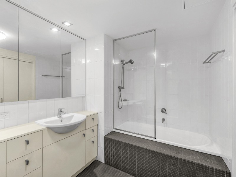 3113/3 Parkland Boulevard, Brisbane City QLD 4000