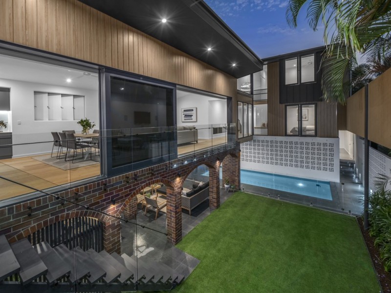 63 Charlton Street, Ascot QLD 4007