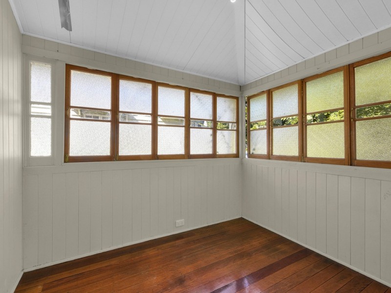 10 Victoria Terrace, Annerley QLD 4103