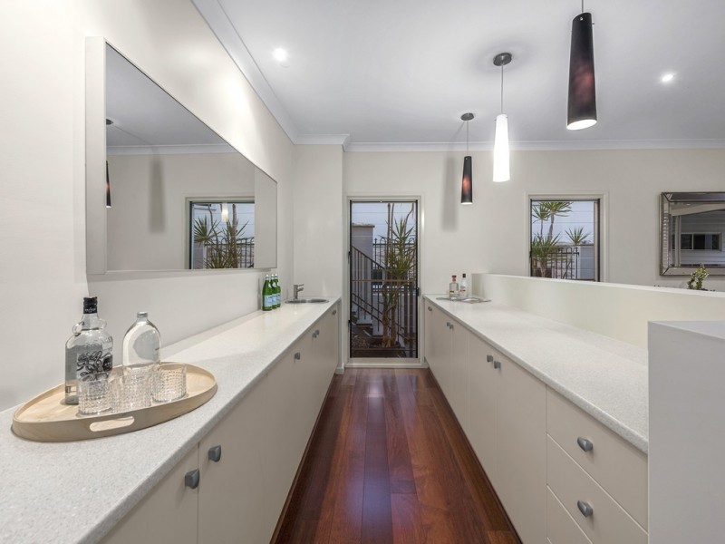 72 Yoku Road, Ashgrove QLD 4060