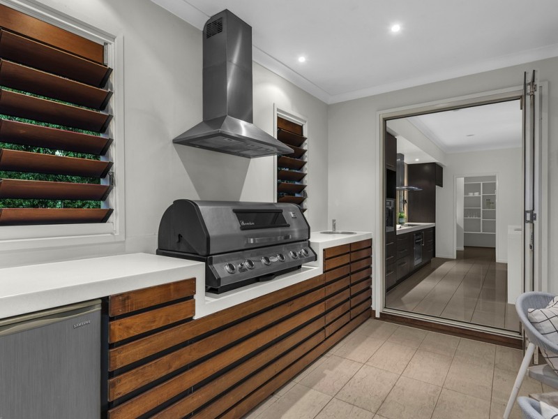72 Yoku Road, Ashgrove QLD 4060