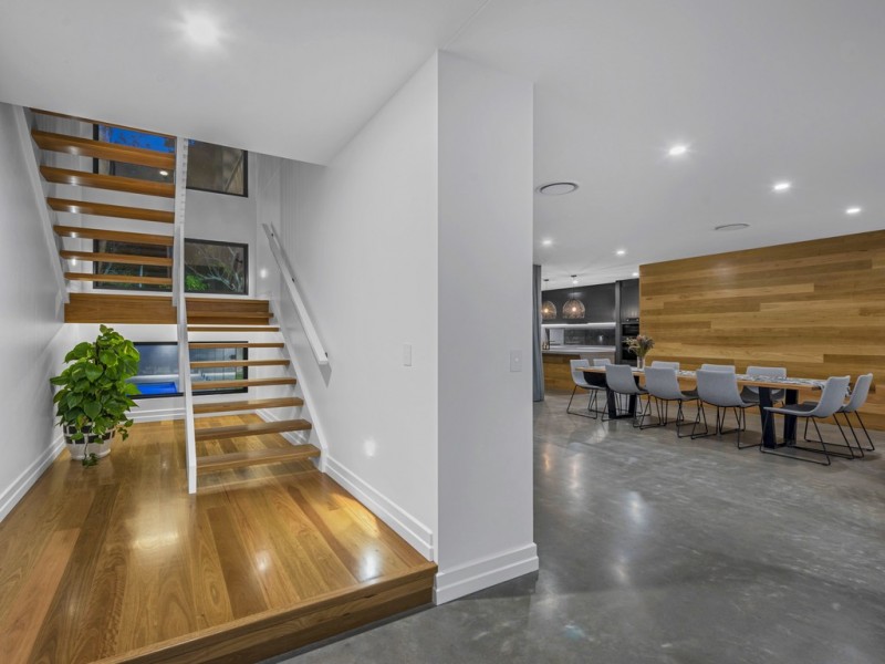 54 Moulton Street, Ashgrove QLD 4060