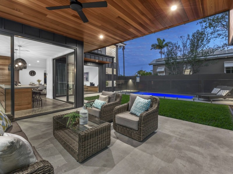 54 Moulton Street, Ashgrove QLD 4060
