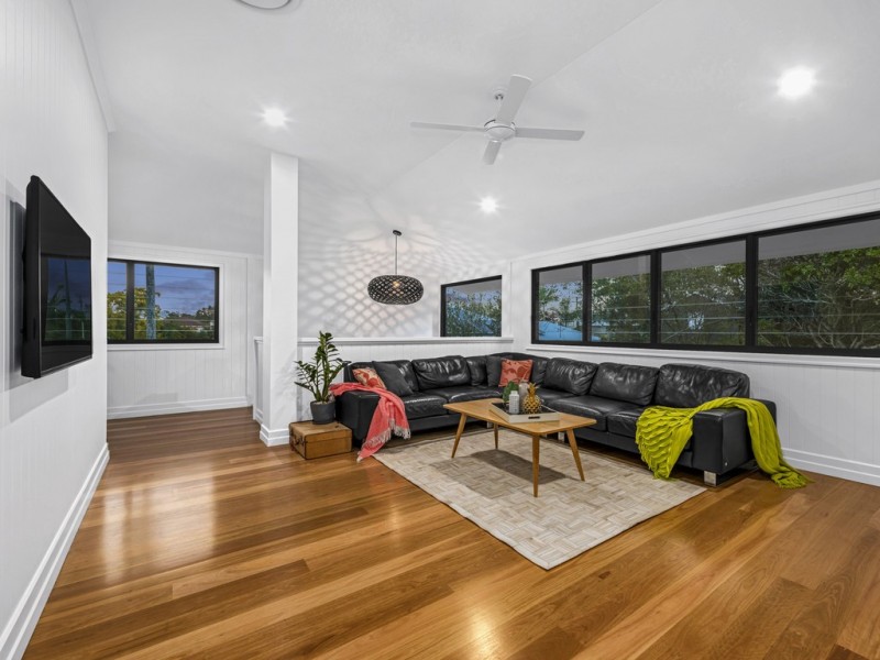 54 Moulton Street, Ashgrove QLD 4060